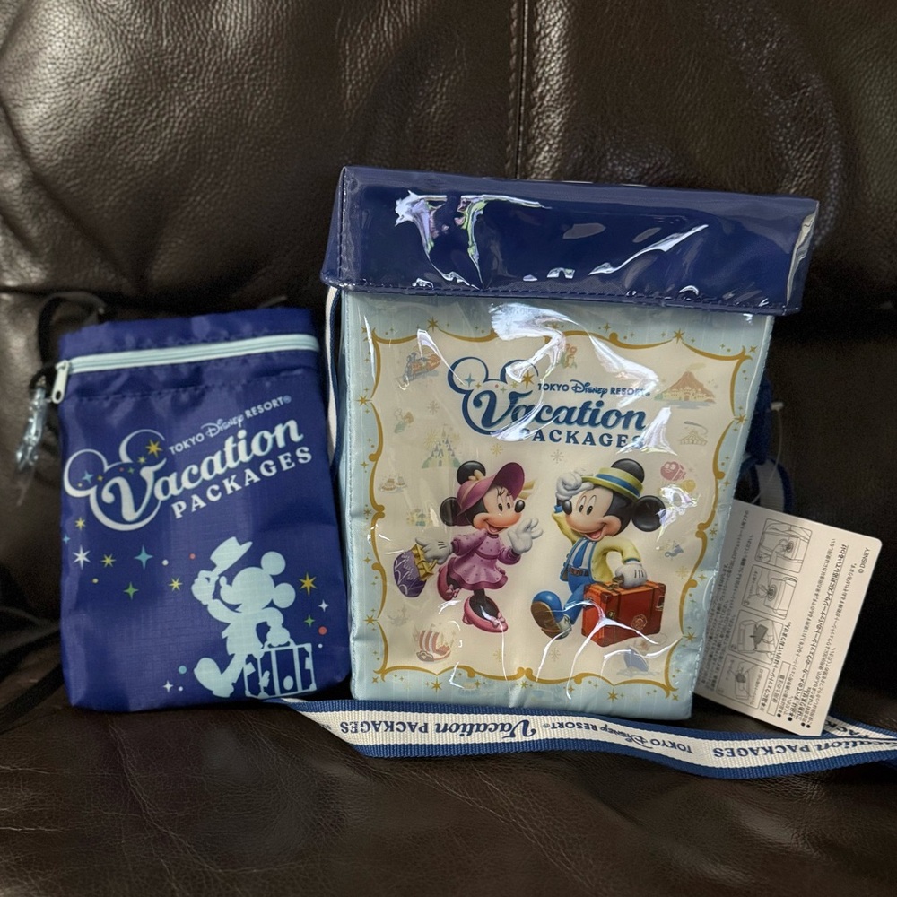 Tokyo Disney Resort VacationPackage Exclusive PopcornBucket ,w/Wet Wipes Storage - Picture 2 of 15